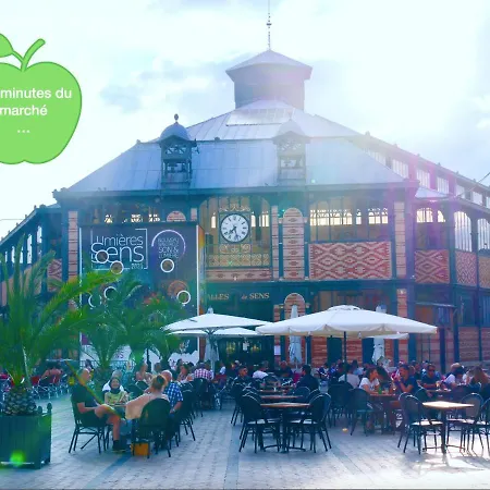 Oasis Au Coeur De Ville Sens Exterior photo